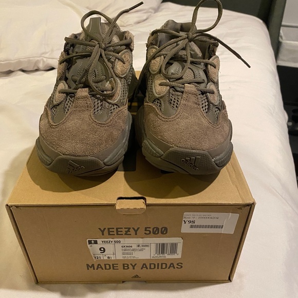 Yeezy 500 Clay Brown 9US - Picture 2 of 9